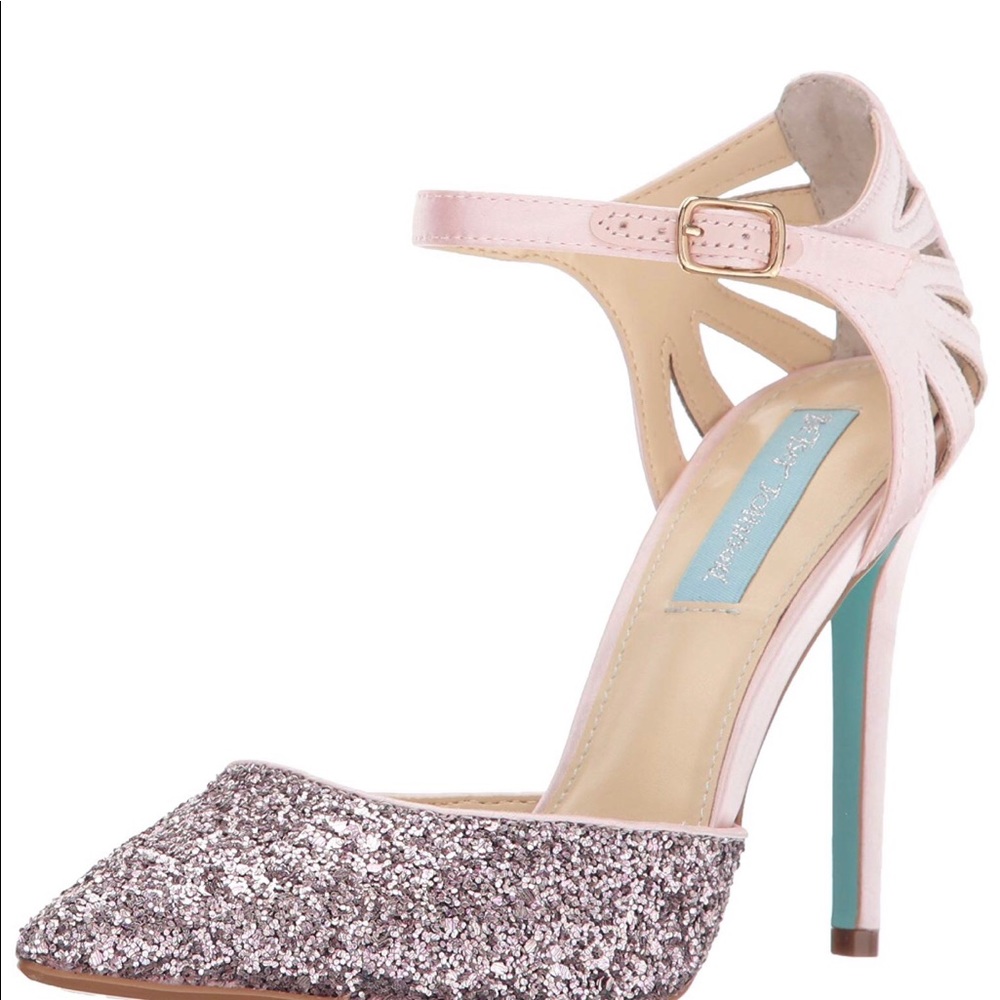 Blue by Betsey Johnson dress pump  8.5M